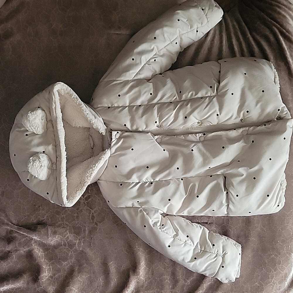 Zara cream and black Polka dot puffer jacket